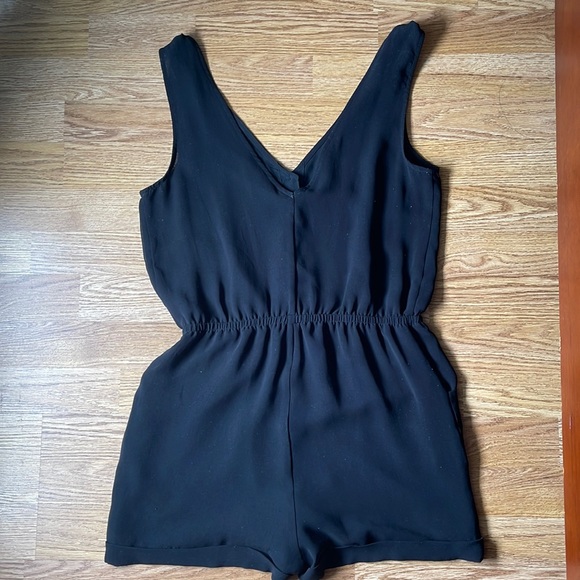 Forever 21 Deep V Romper - Picture 4 of 6